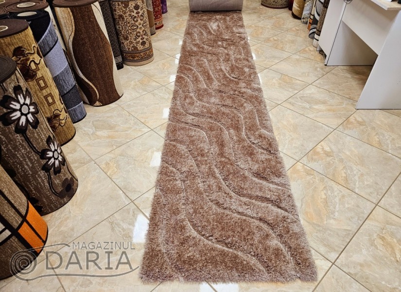 Traversă 3D SHAGGY GRANDE 323 camel