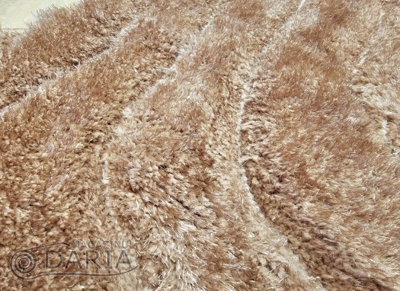Traversă 3D SHAGGY GRANDE 323 camel