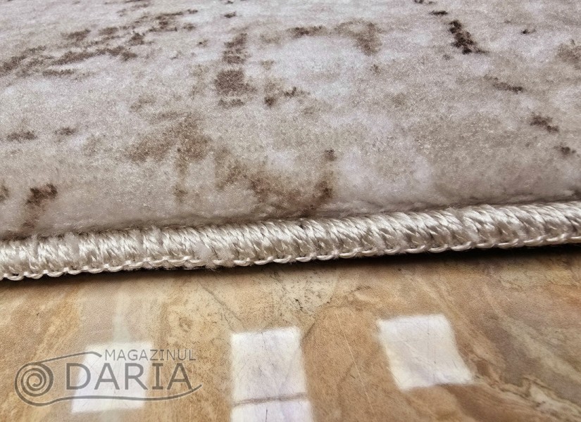 Covor tip mochetă PRESTIGE 6066 beige brown
