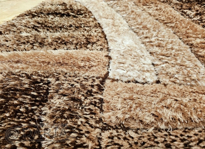 Traversă 3D SHAGGY GRANDE 304 camel