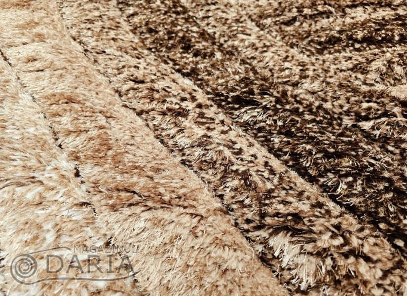 Traversă 3D SHAGGY GRANDE 304 camel