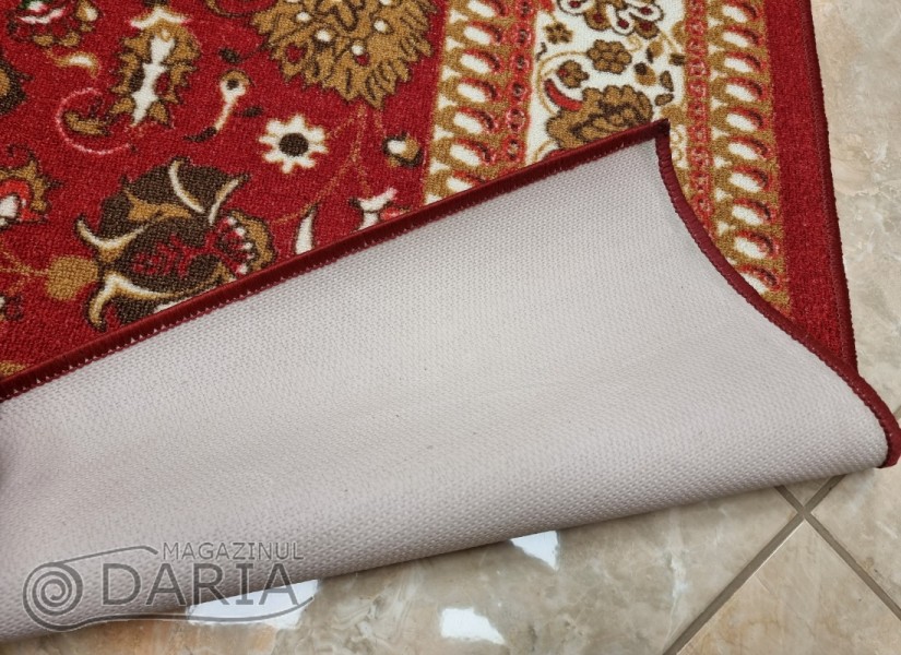 Covor tip mochetă ERIKA 8031 red