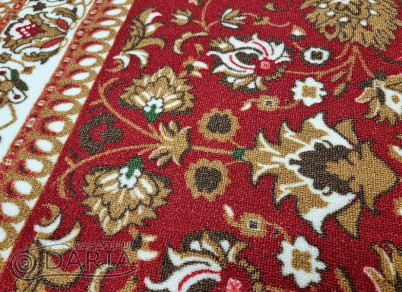 Covor tip mochetă ERIKA 8031 red oval