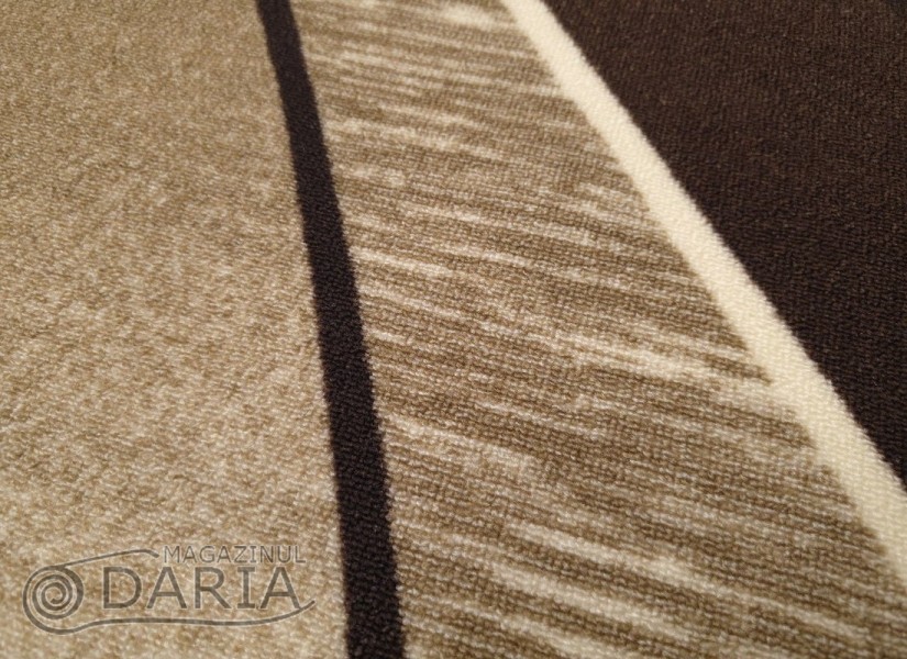 Covor tip mochetă ERIKA 8012 brown oval