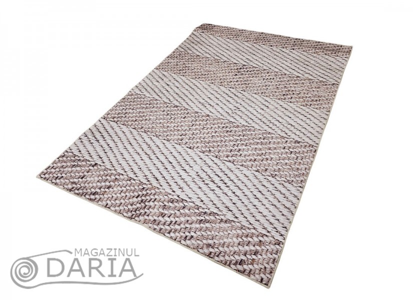 Covor tip mochetă REGAL 7009 beige