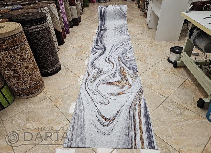 Traverse mochetă REGAL 7017 grey