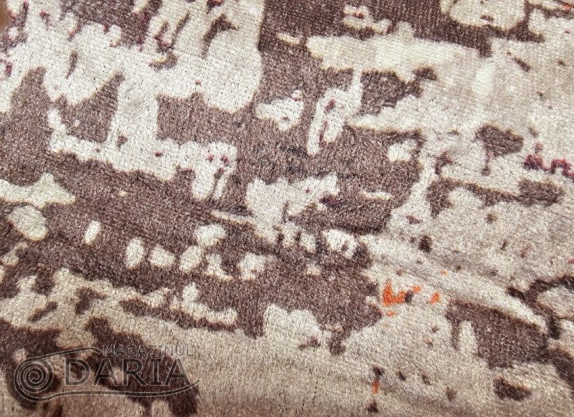 Covor tip mochetă REGAL 7011 beige