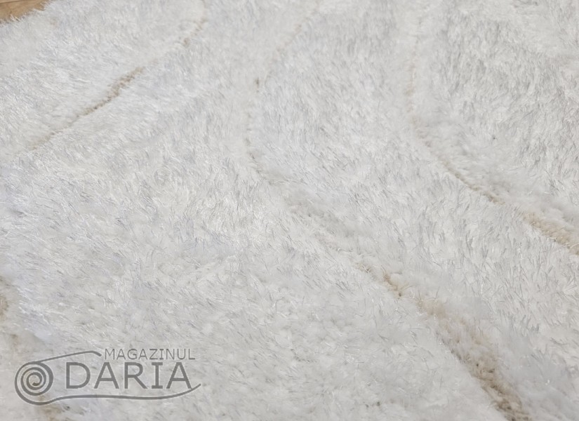 Traversă 3D SHAGGY GRANDE 323 white