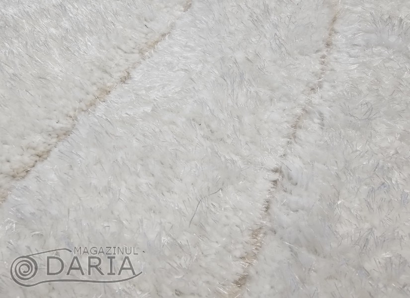Traversă 3D SHAGGY GRANDE 323 white