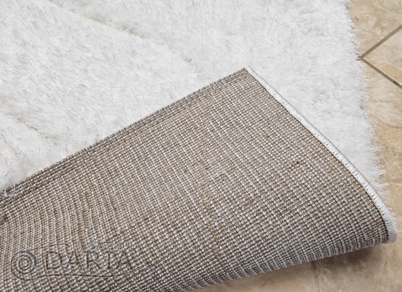 Traversă 3D SHAGGY GRANDE 323 white